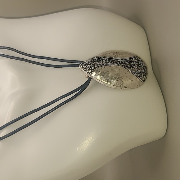 Black rope necklace with silver color pendant by premier design - Picture 3 of 7